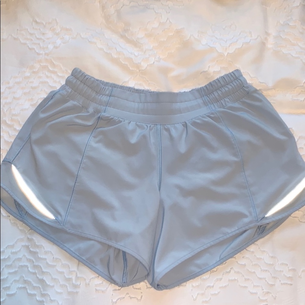 light blue lululemon hotty hot shorts 4”